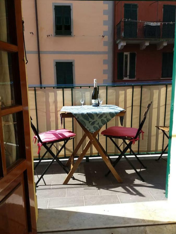 Ca'La Luna - In Centro Con Terrazza Apartamento Riomaggiore Exterior foto